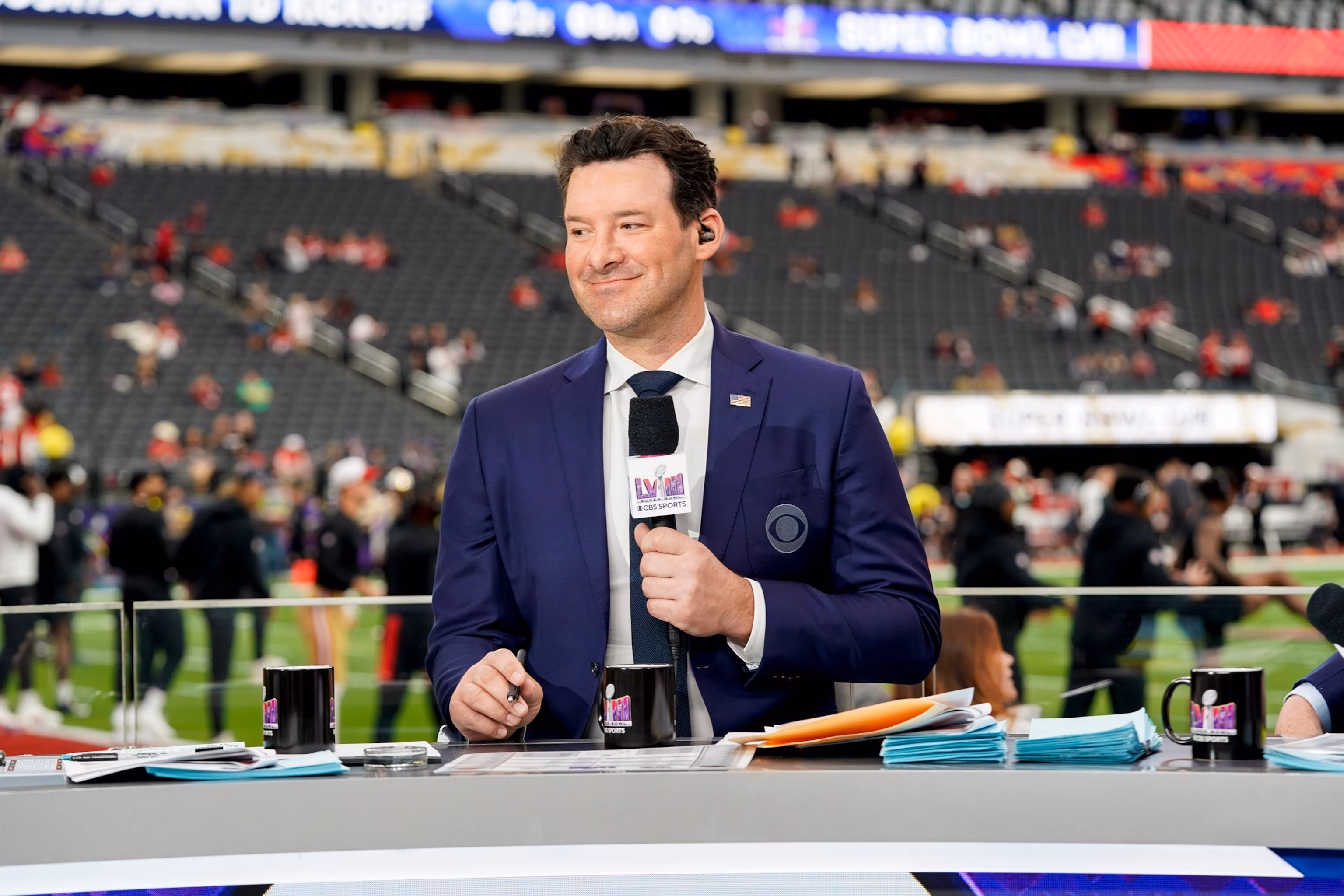 Tony Romo Leaves CBS Sports After Arrest for Suspected Drunk Driving in July