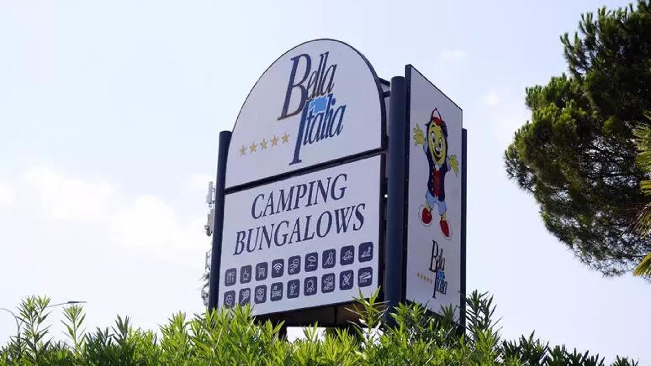 Fire at Bella Italia Camping Injures 24 in Peschiera del Garda