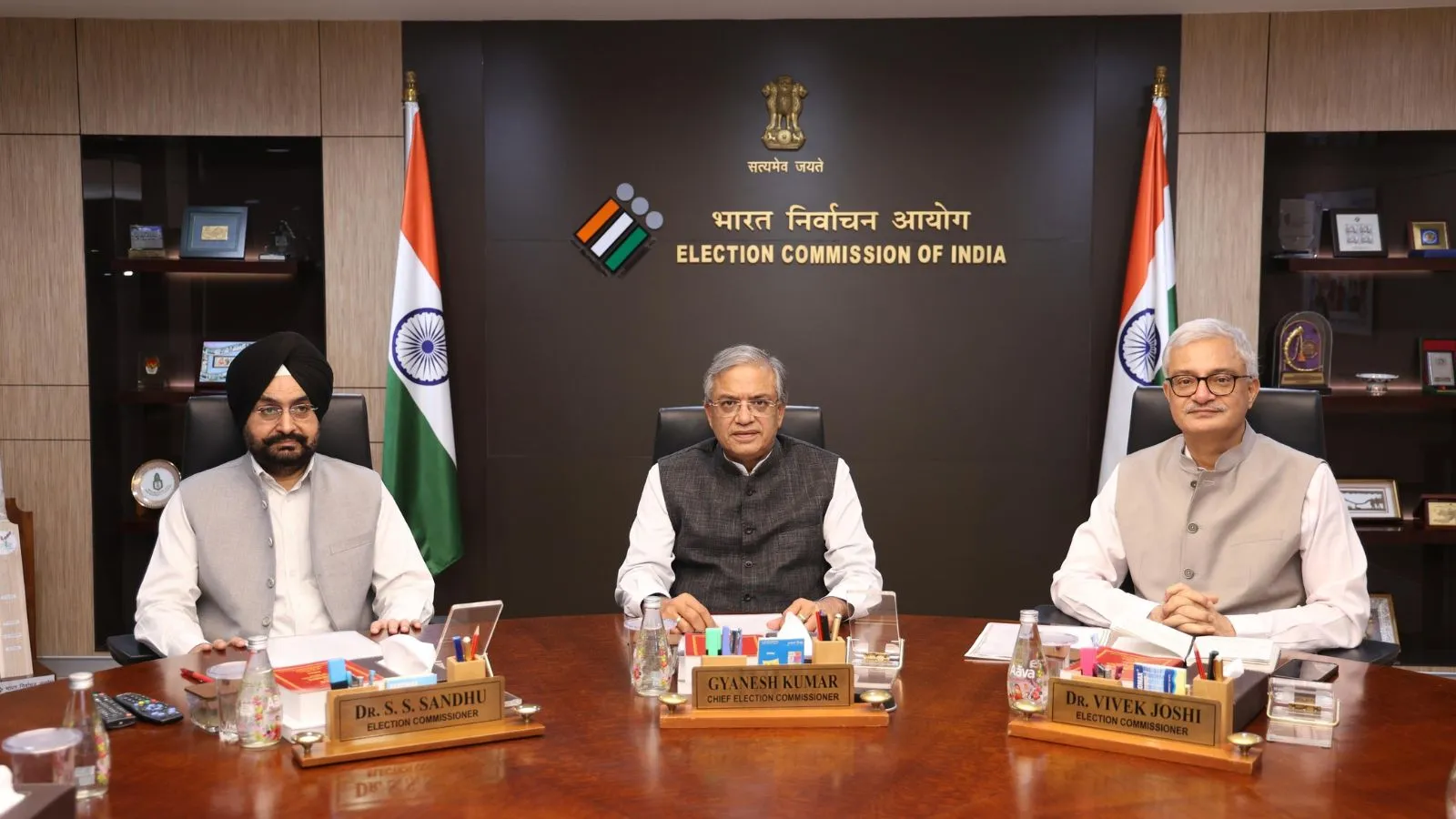 Supreme Court questions Form 6 changes as Election Commission faces backlash