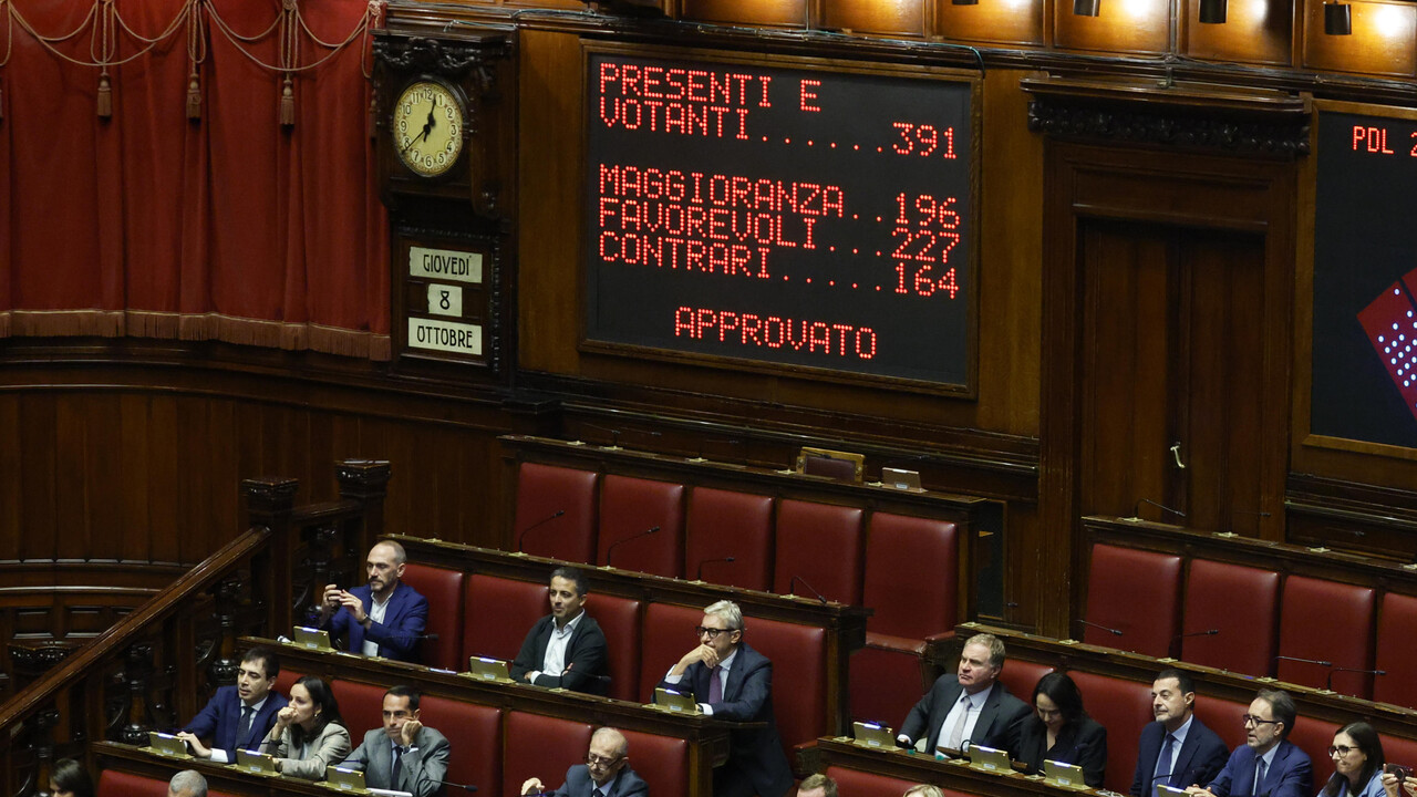 Italy Approves New Electoral Law After Final Secret Parliamentary Vote