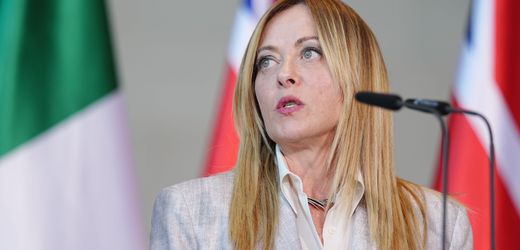 Italy Approves Meloni's Electoral Reform Giving Election Winners Bonus Seats