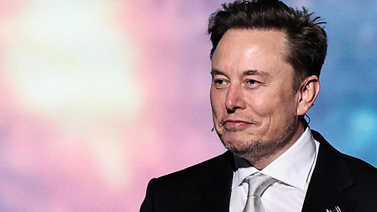 India Rejects Musk's Starlink Obstruction Claims as He Questions Ambani's Influence