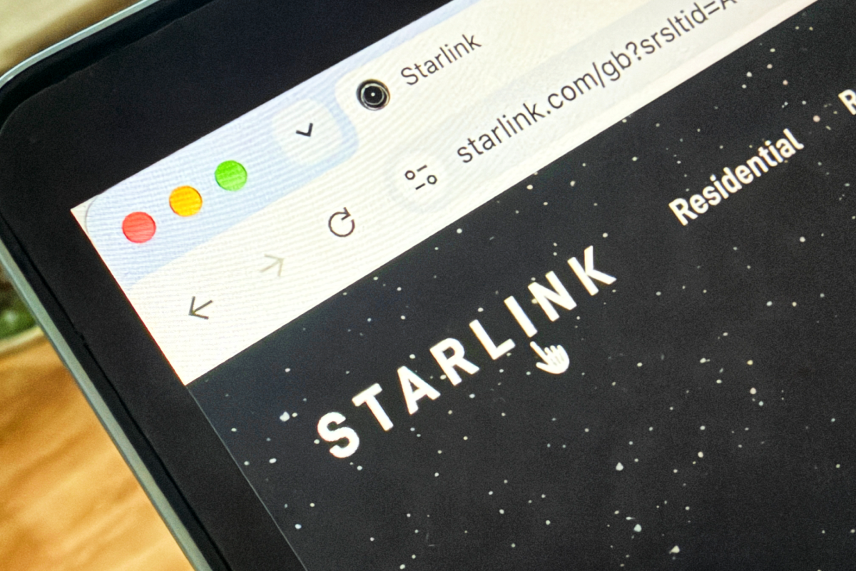 Musk Accuses Indian Oligarchs of Blocking Starlink as Government Rejects Claim
