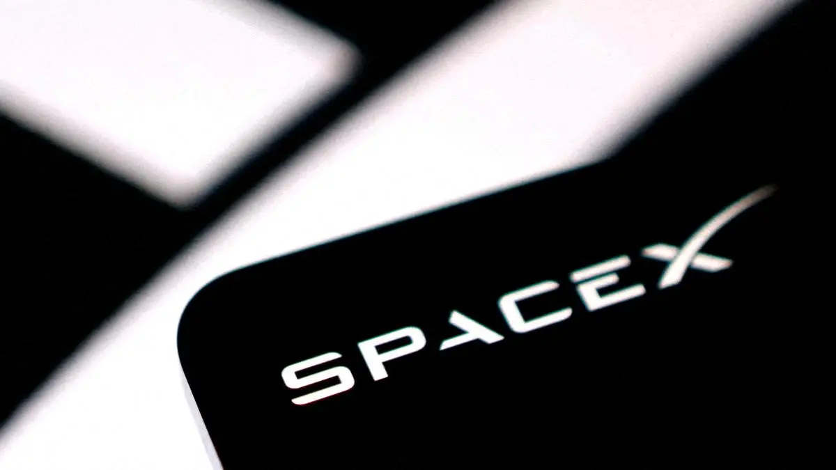 SpaceX Plans Spectrum Acquisition to Build Starlink Mobile Service in US