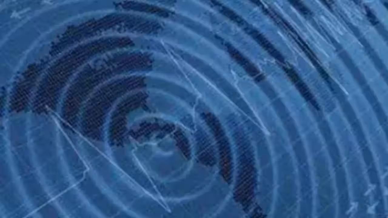 Strong earthquake strikes Panama as tsunami threat extends across Pacific coasts