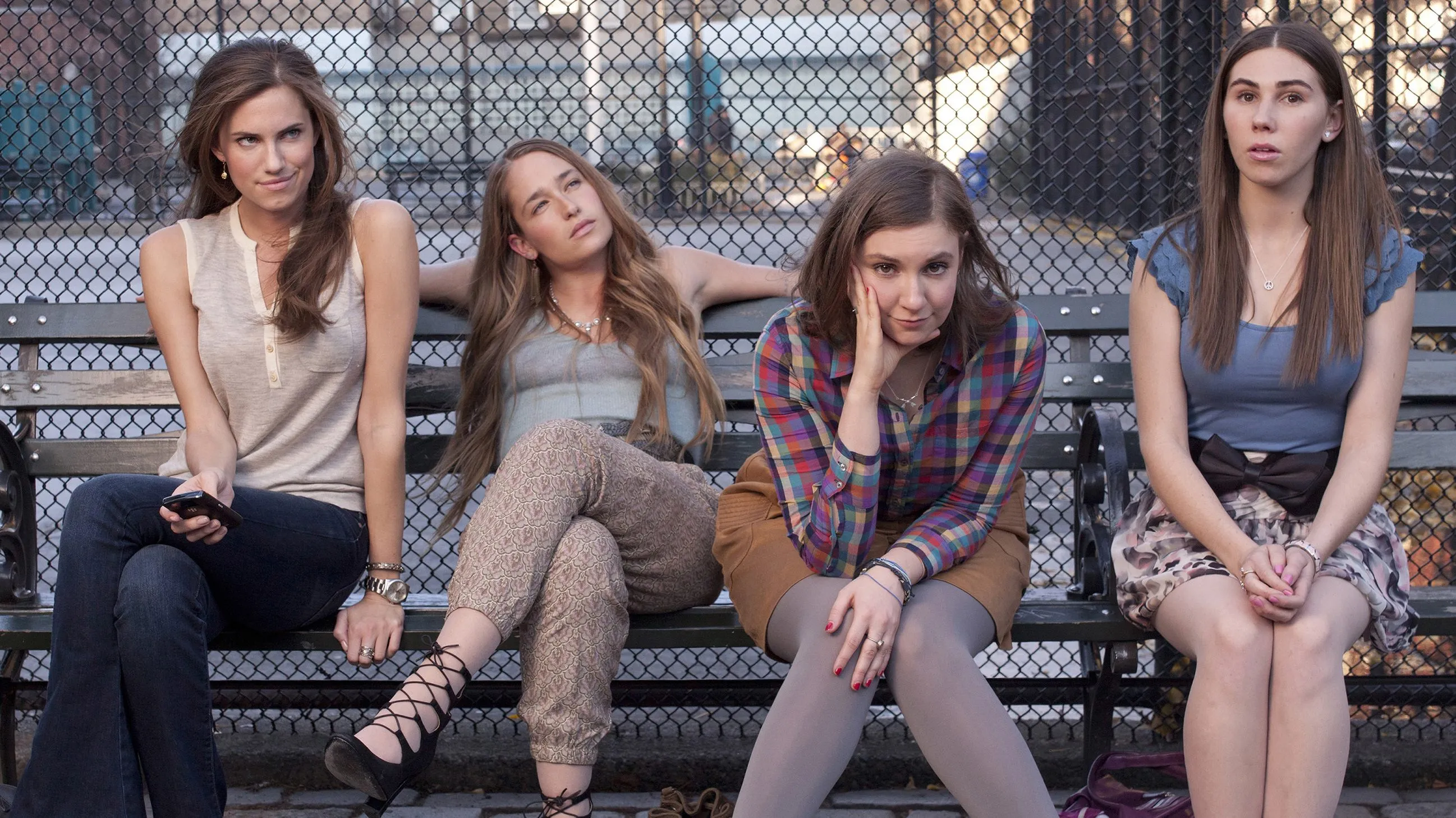 Lena Dunham Revives Girls at HBO for Five New Episodes