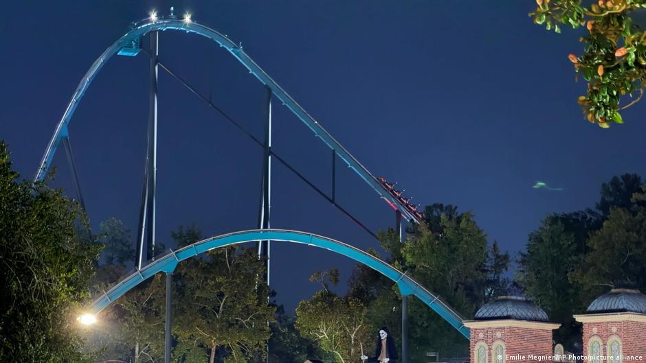 Six Flags Georgia Coaster Death Prompts Closures and Police Investigation
