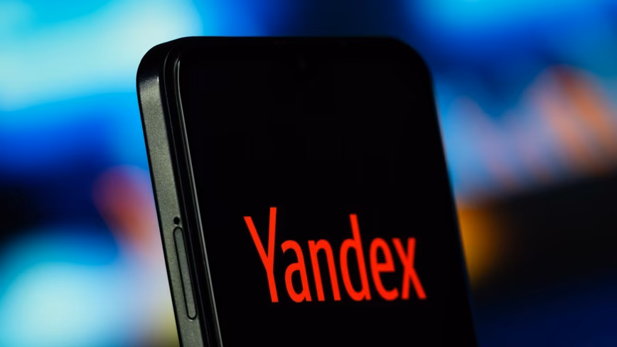 Ukrainian Strikes Disrupt Yandex Services, but Claims About Bots Falter