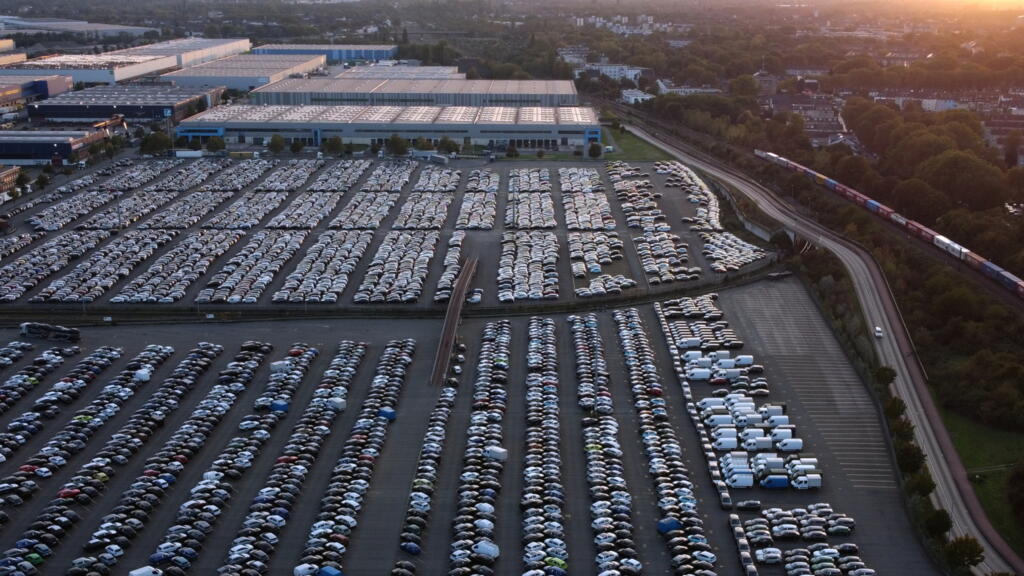 France and Germany agree to soften EU car emissions rules