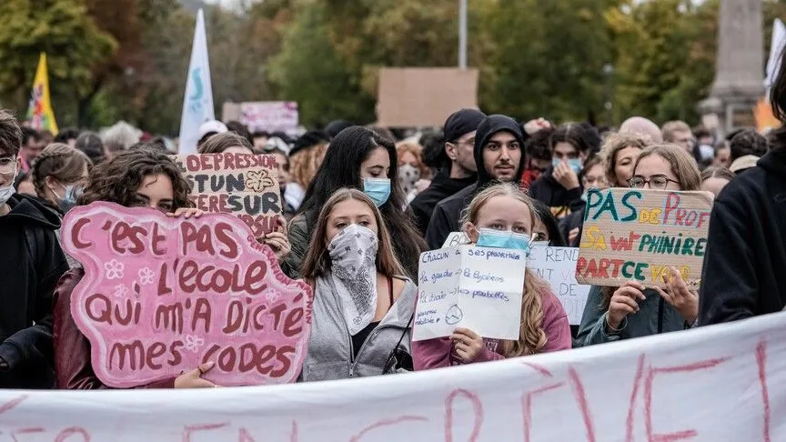France Student Protests Expand Into Nationwide Rallies Over Living Costs