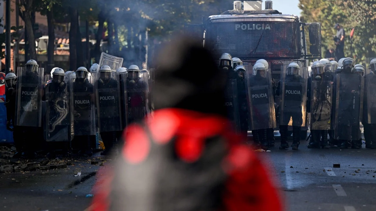 Albania student protests enter fifth day as clashes intensify in Tirana