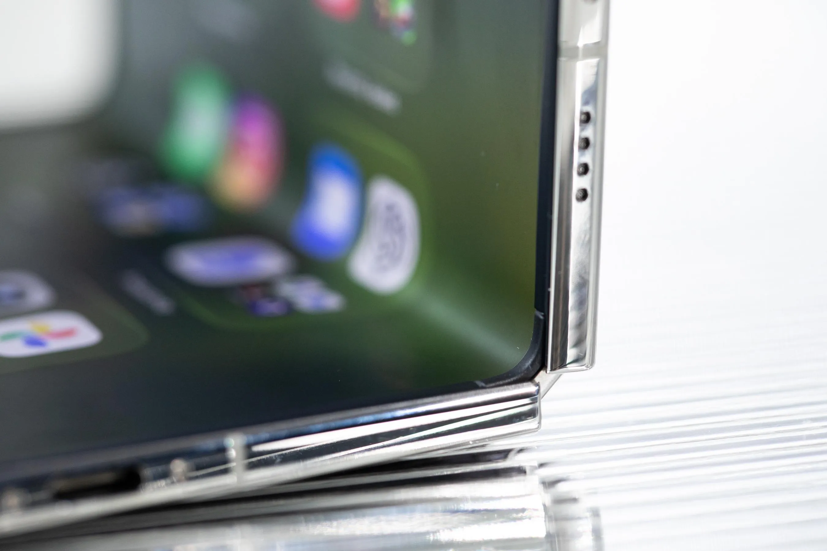 Apple prepares iPhone Duo launch with limited stock and purchase caps