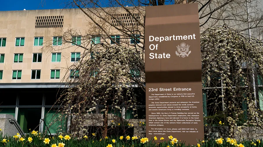 US Orders Nonessential Embassy Staff and Families Out of Saudi Arabia