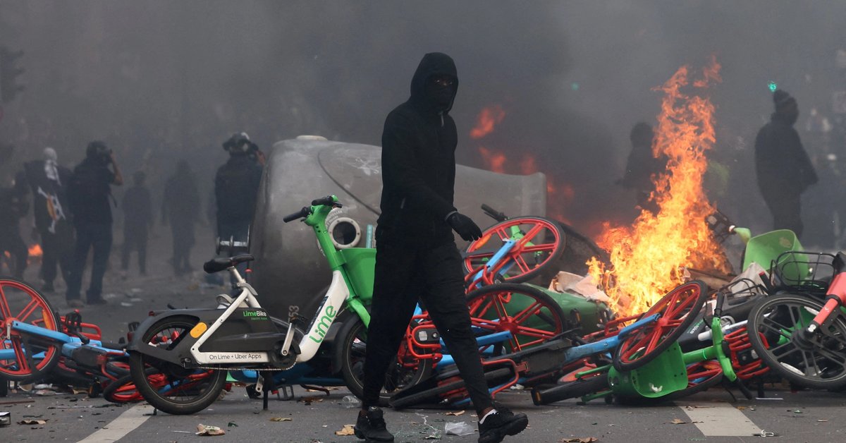France Mobilises 70,000 Security Personnel Ahead of Fresh Nationwide Protests
