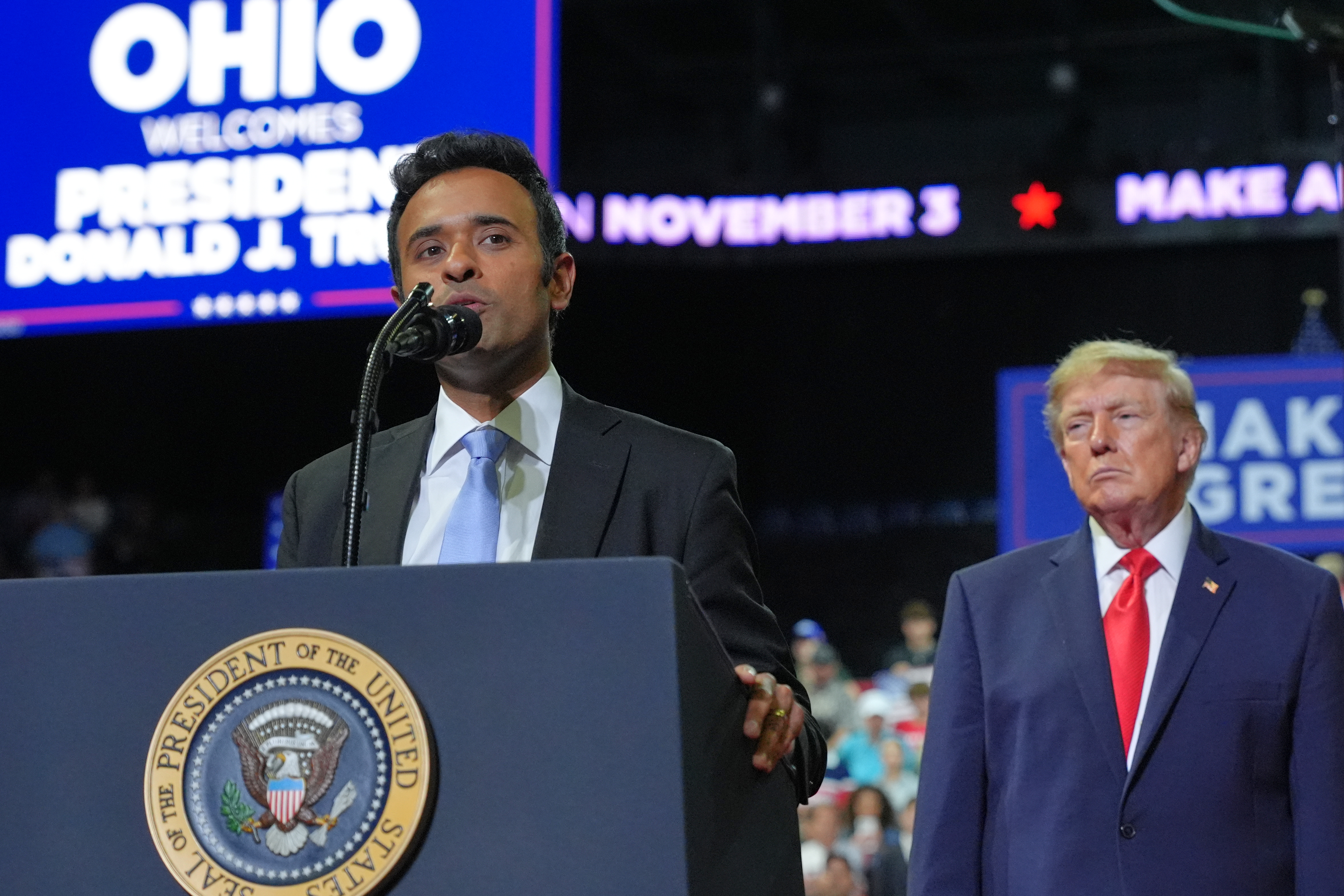 Ramaswamy Ad Backlash Grows as Ohio Venues Cancel Campaign Events