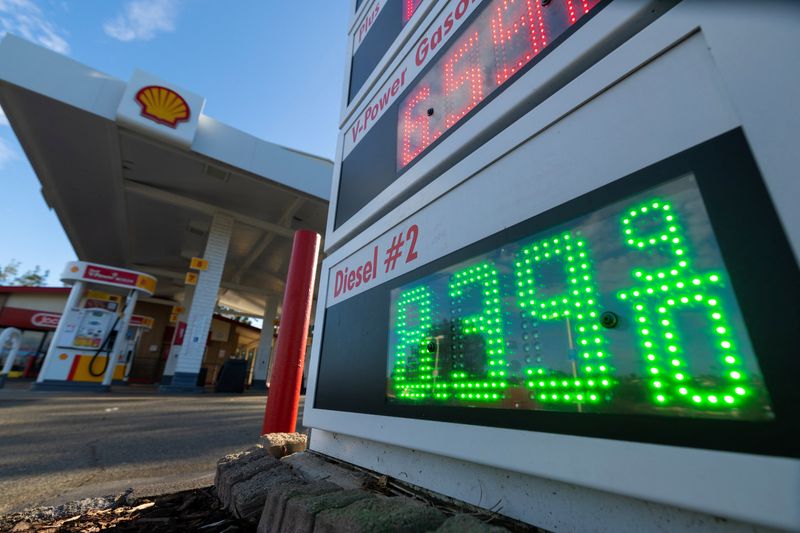 Russian Diesel Heads to US as Lawmakers Challenge Trump Deal