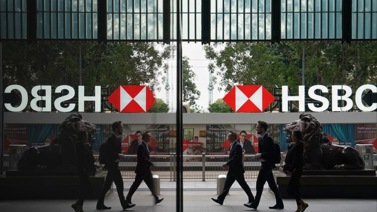 HSBC Announces $1 Billion Buyback as Profit Rises and Shares Fall