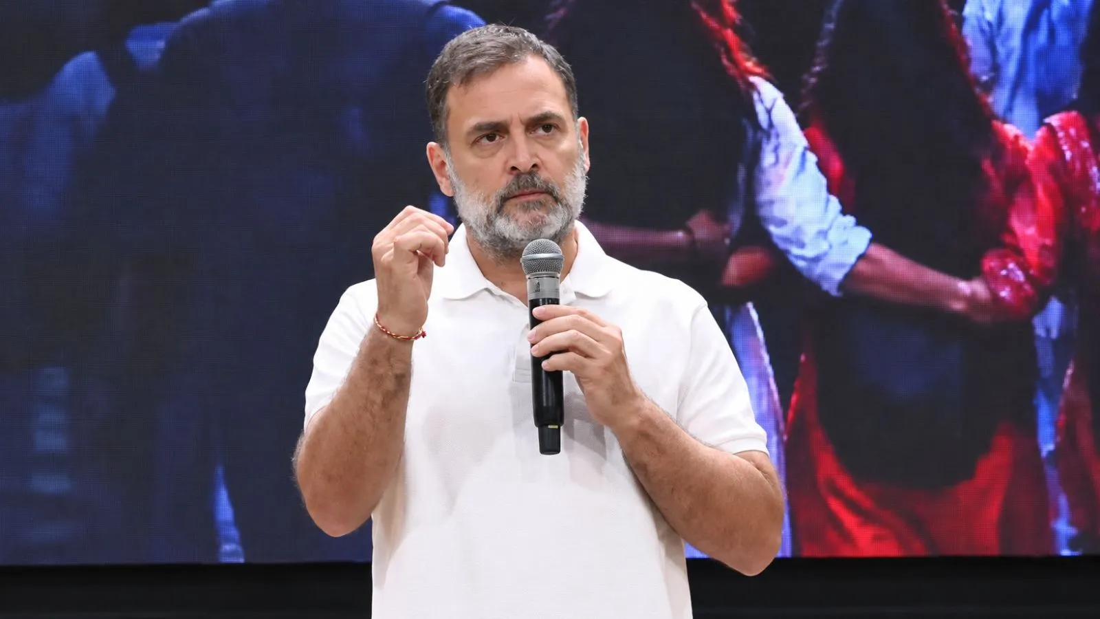 Rahul Gandhi and Sitharaman clash over Tata dispute and IDBI sale