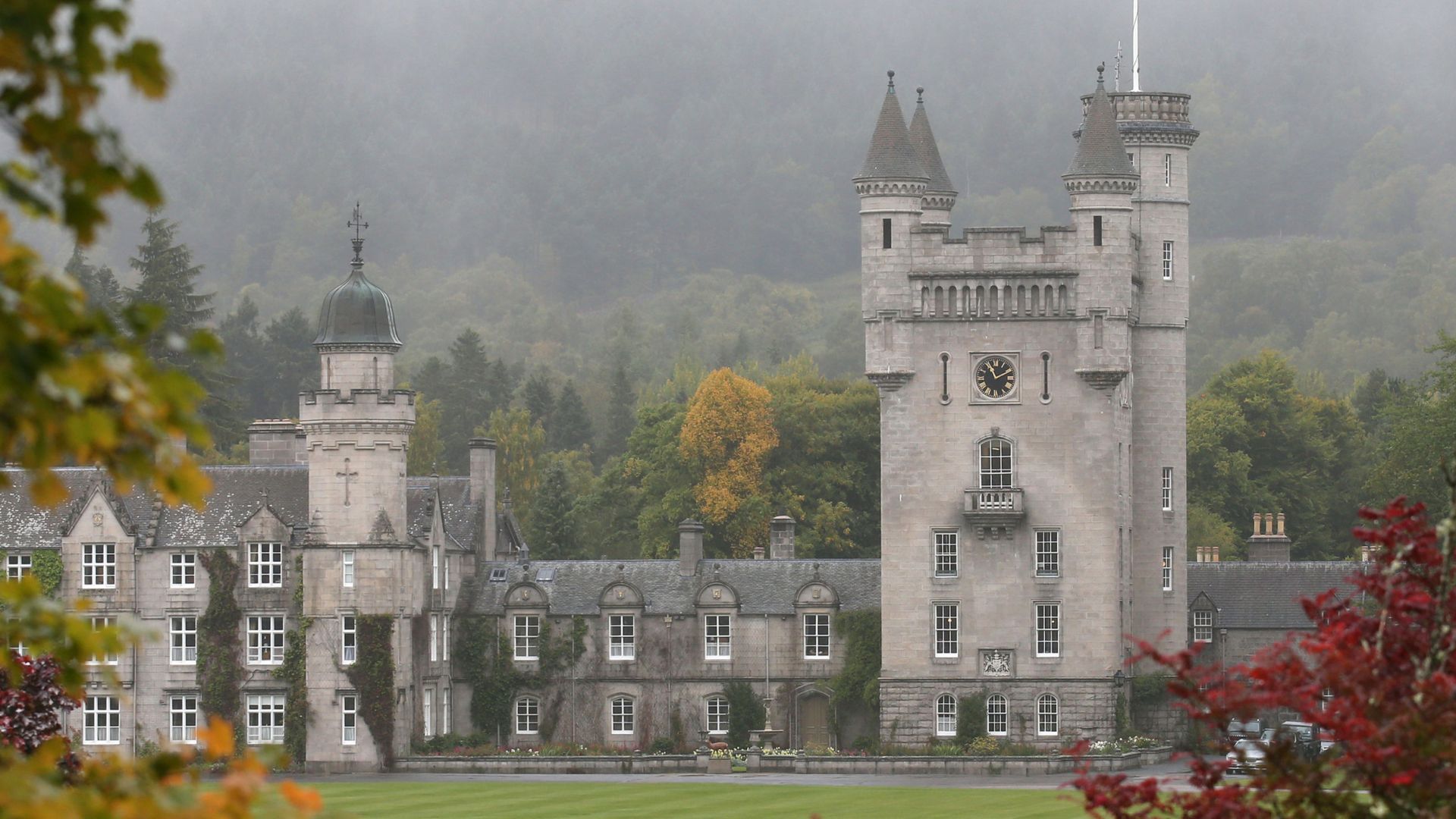 Scottish Police Investigate Andrew, Epstein and Maxwell Stays at Balmoral