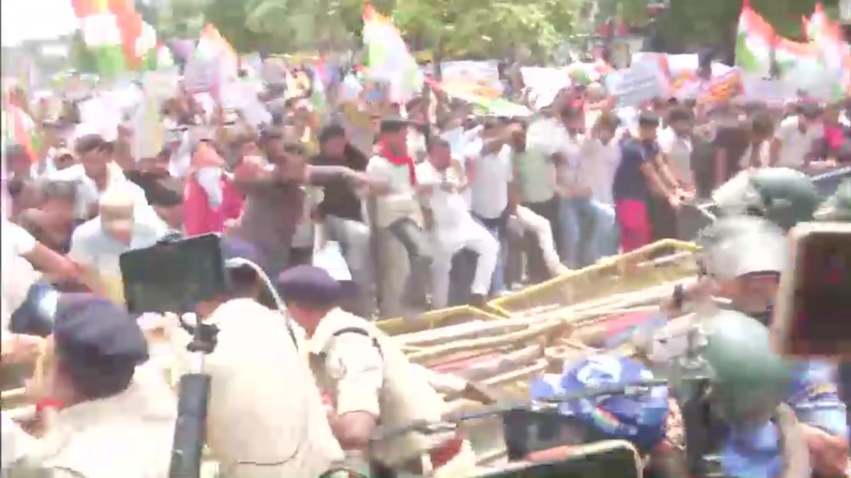 Student Protests in Patna Over Exam Leaks and Police Response Escalate