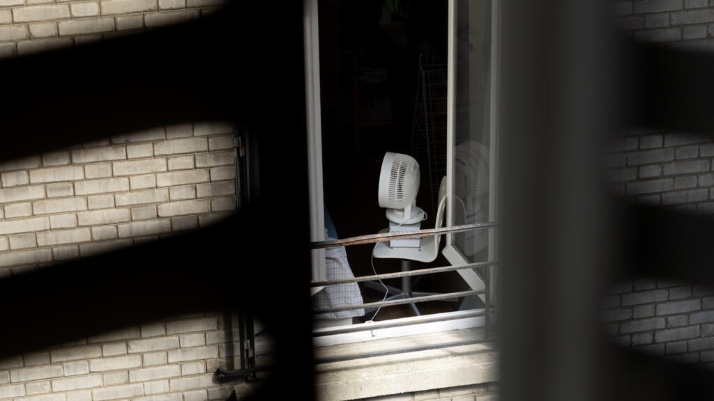 France Reports Over 7,300 Excess Deaths in Record Summer Heatwaves
