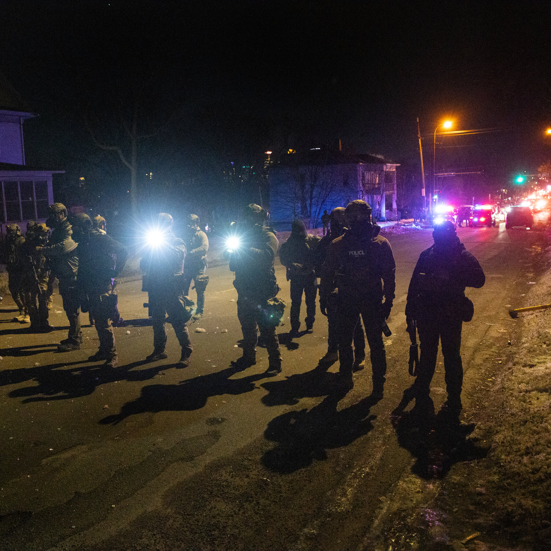 ICE Agent Charged With Lying About Minneapolis Shooting of Venezuelan Immigrant