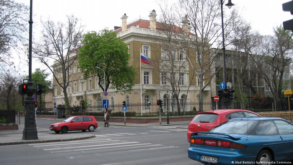 Hungary Expels Ten Russian Diplomats Over 'Unacceptable' Activities, Moscow Threatens Retaliation