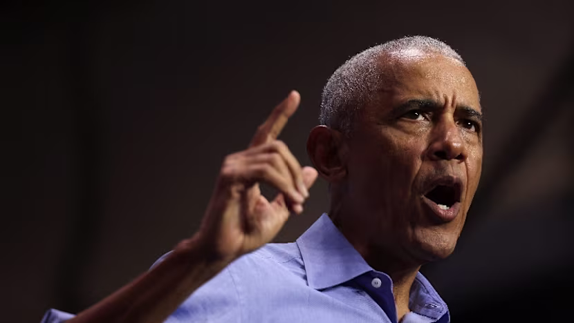 Barack Obama Urges Democrats to Make AI Oversight a Policy Priority
