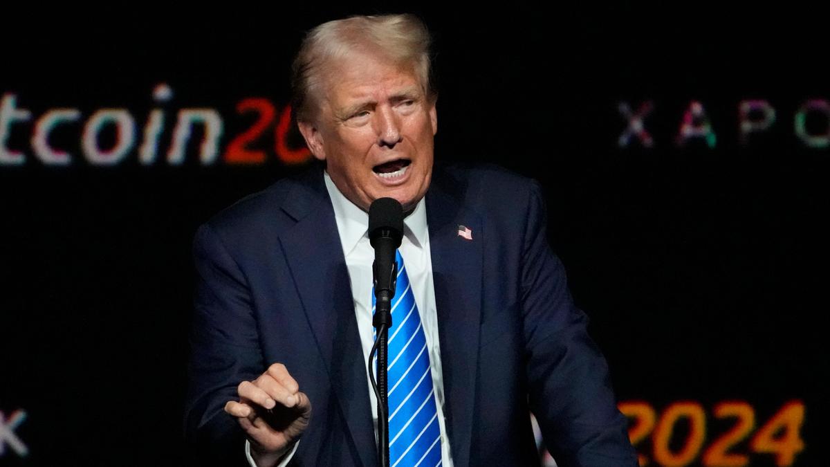 Trump Accepts Ethics Rules in Crypto Bill, But Senate Blocks Clarity Act
